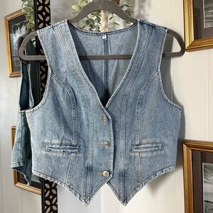 Women's Denim Button Down Sleeveless Jean Vest - Small